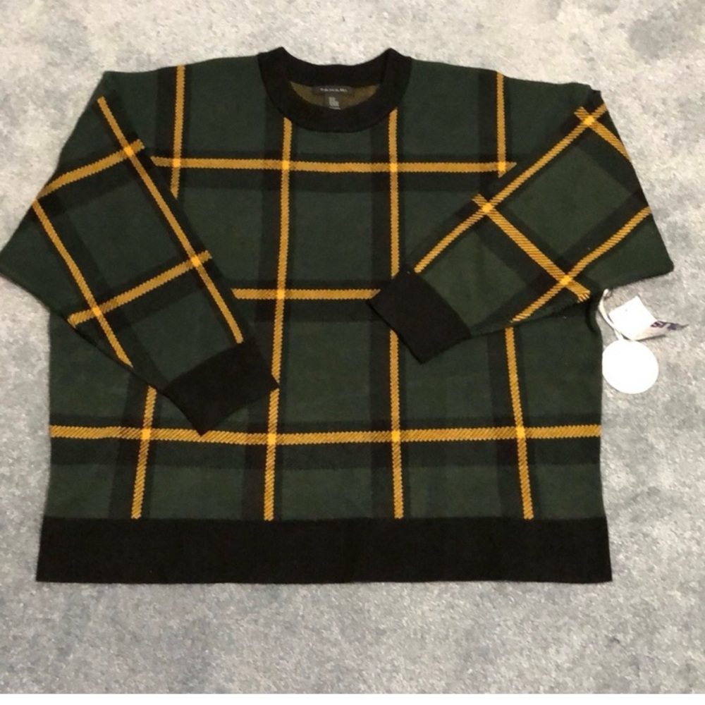 ❤️ Tahari Sweater NWT